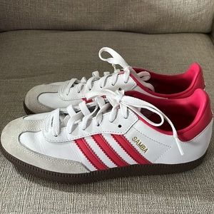 Women’s Adidas Samba women's size 7